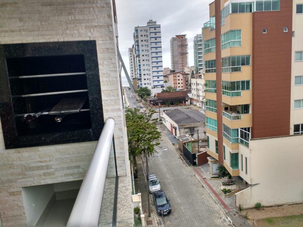 Edificio Piezzo De Mare Appartement Meia Praia Buitenkant foto